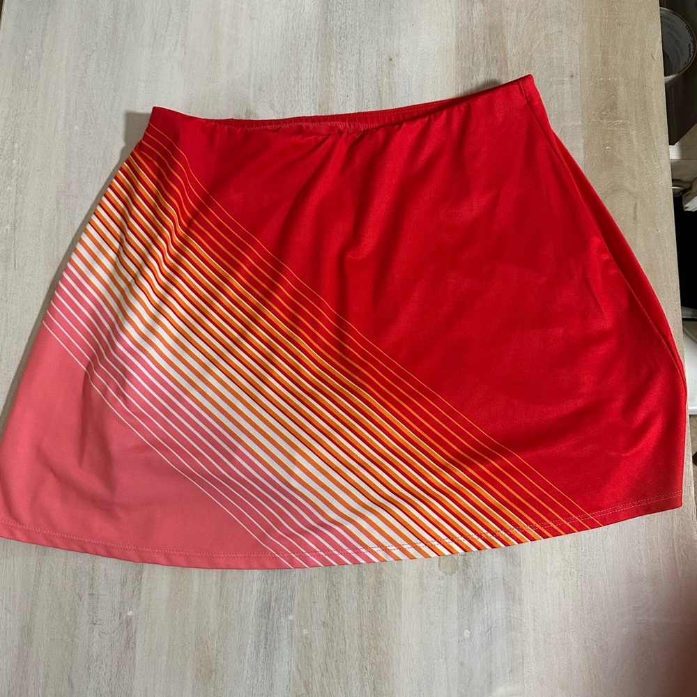 Tail Nyela 14.5” Skort - Gradient Stripe